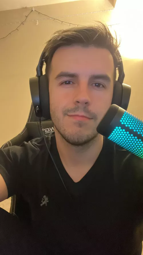 Back on Pokémon Unite. Who do you play? Back on Pokémon Unite. Who do you play?