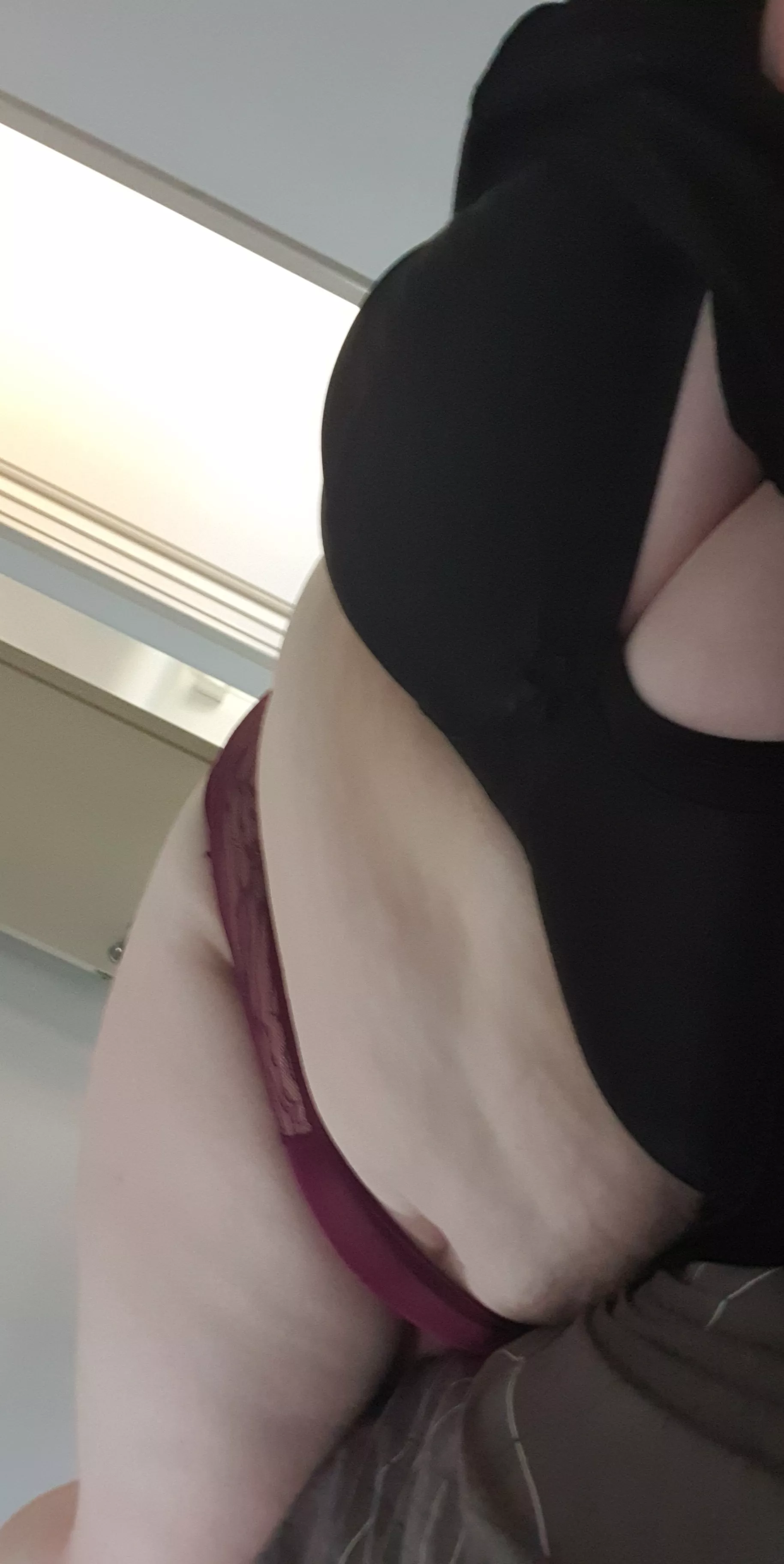 Back posting after some time away for studies. New content, new confidence, new username. Hope you like 😘