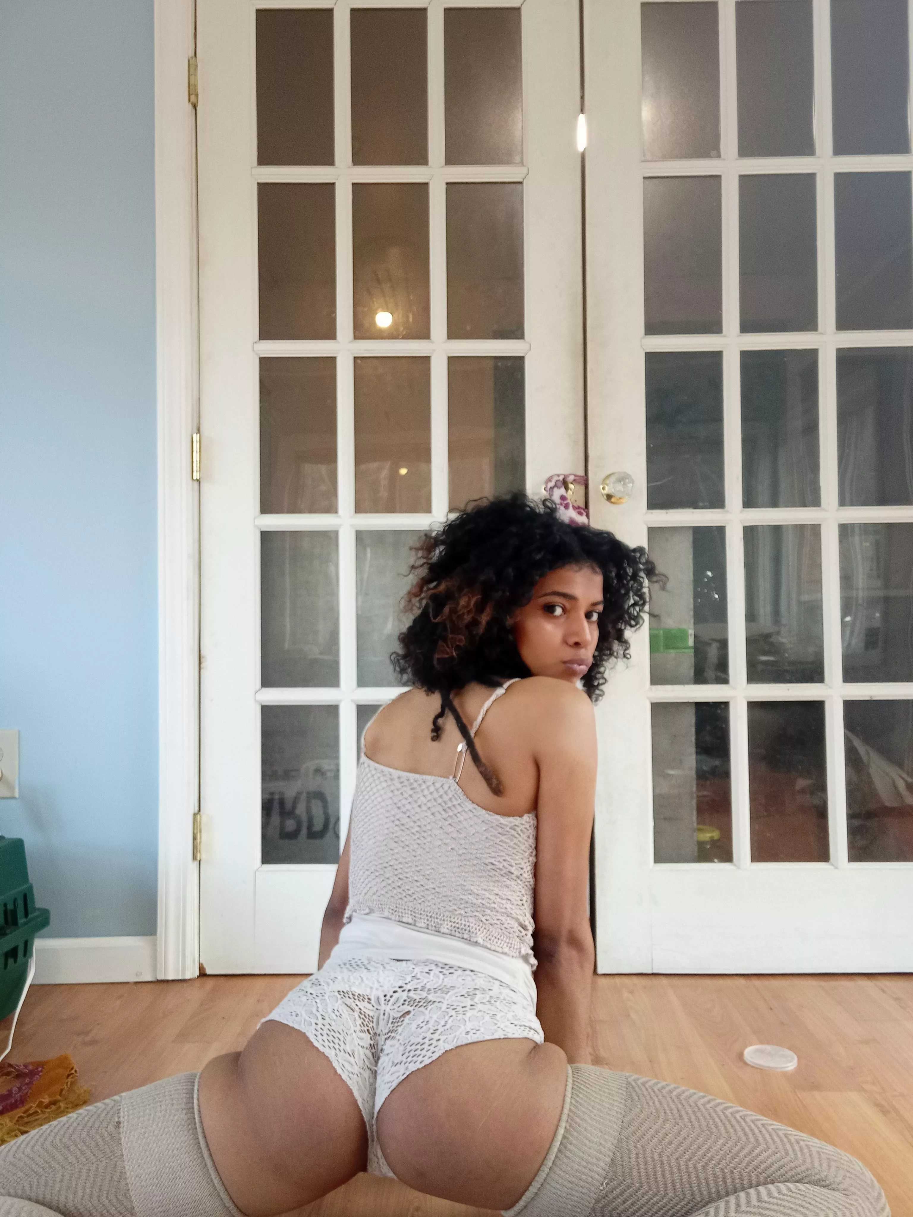 BAck side but awkward BAck side but awkward