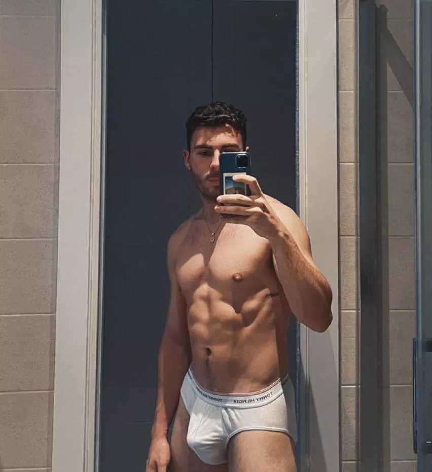 Back to white🕊 Back to white🕊