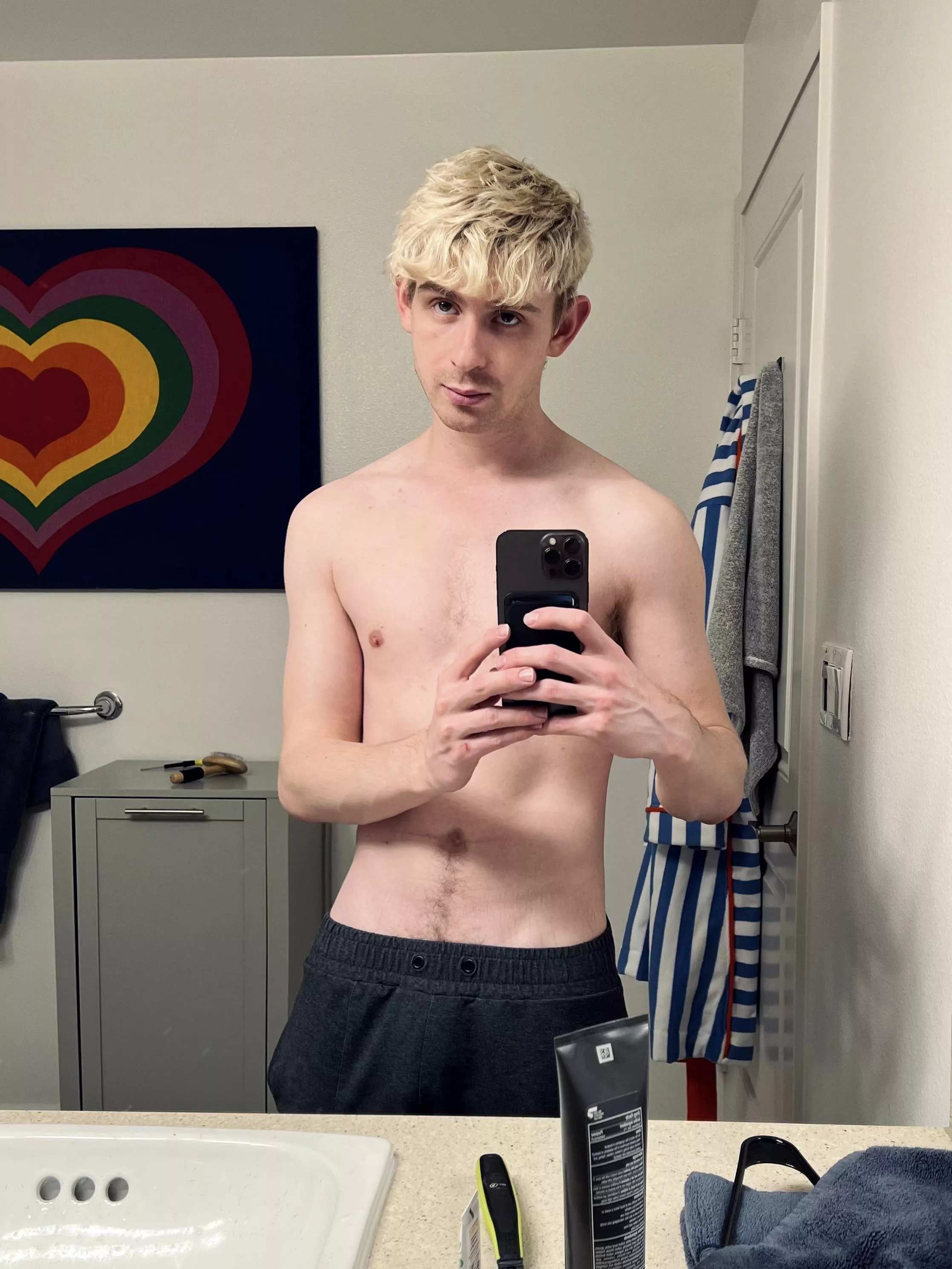 Back to working from home and my haircut cancelled, but at least I can wear whatever I want to work again :)