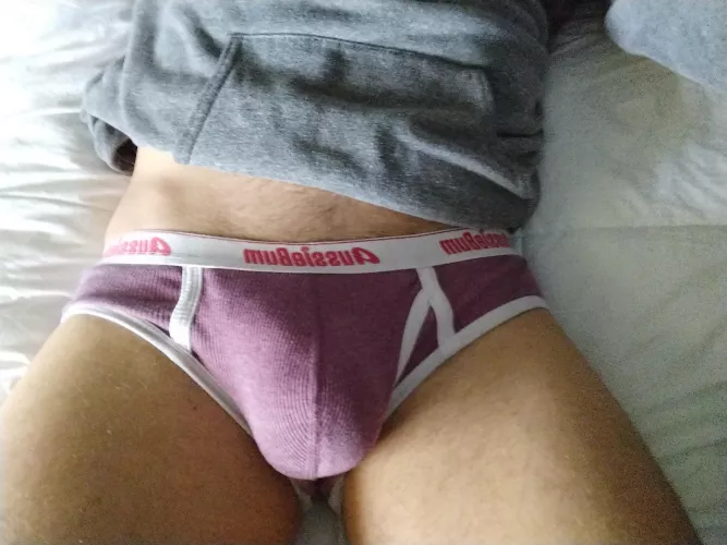 Balls looking big this morning...see my lady this weekend she is in for a load 💦