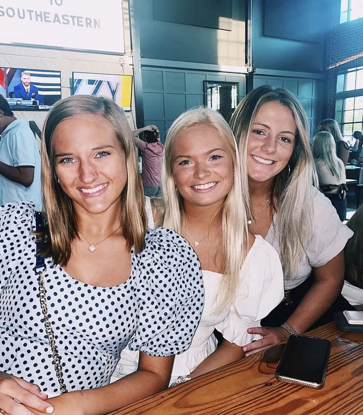 Bar Beauties Bar Beauties