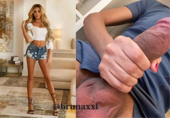 Barbie face with a really big cock under there 😈💦😝