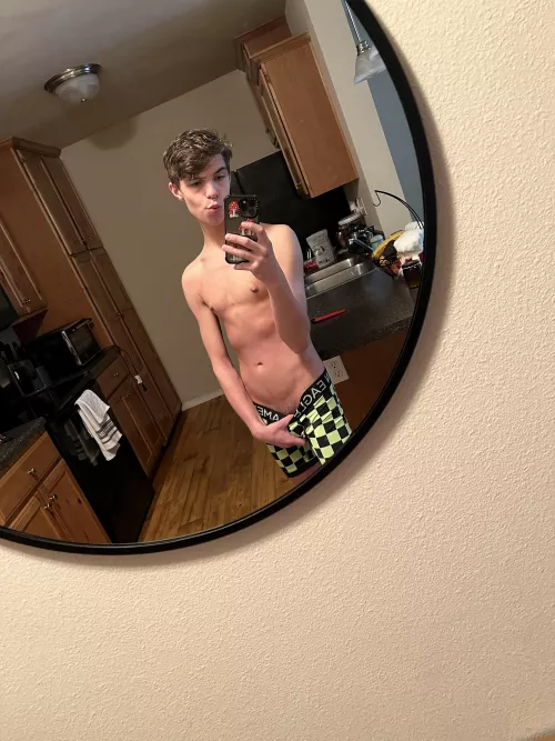 Barely legal and new hereβΊοΈ(18)