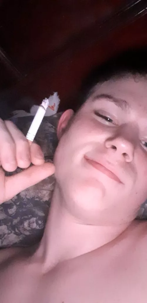 Barely legalπππ¬