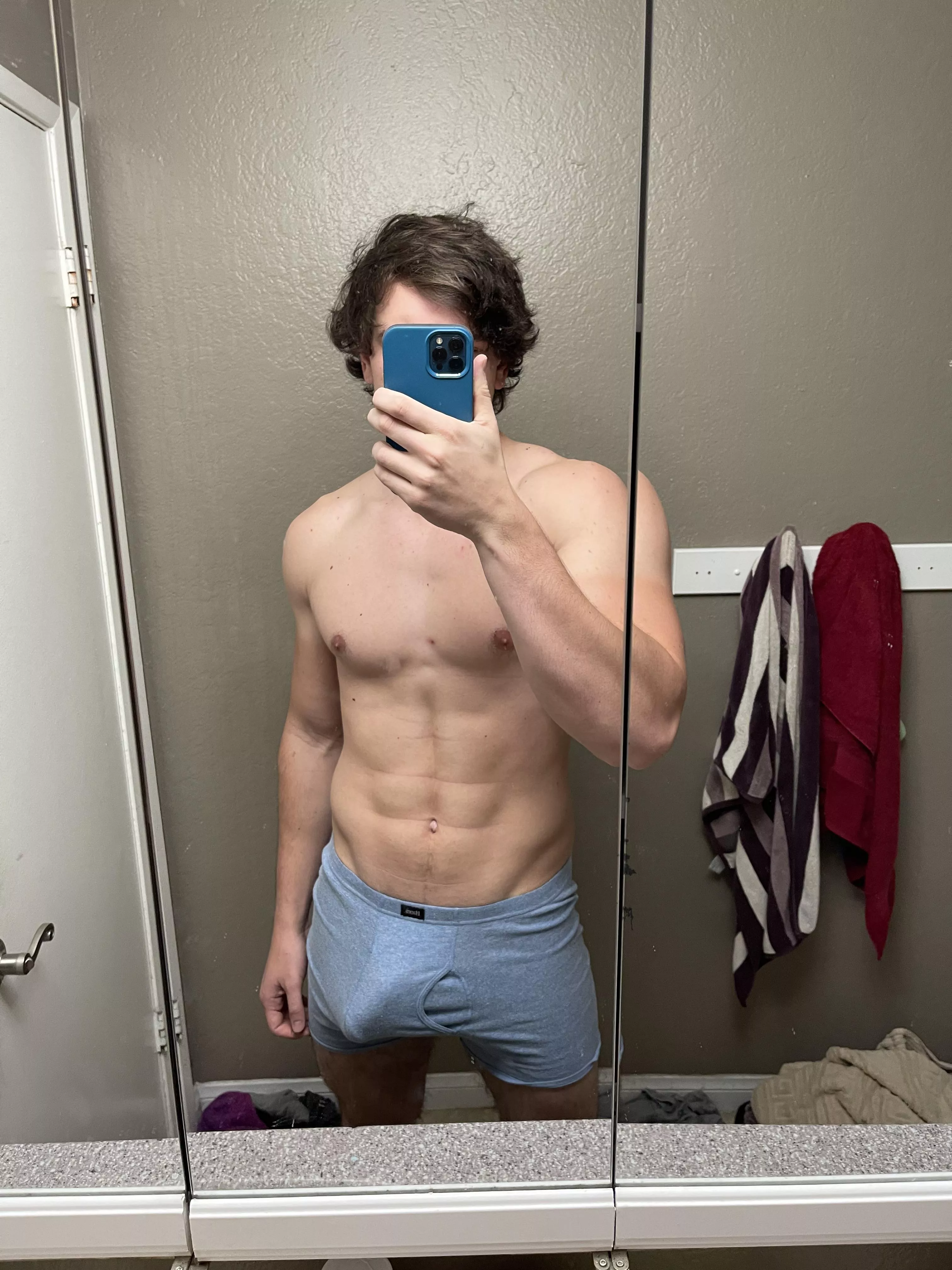 Basic muscle boy blue Hanes bulge