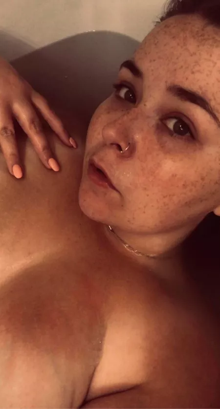 Bath time! Anyone want to join me? π₯°π₯°