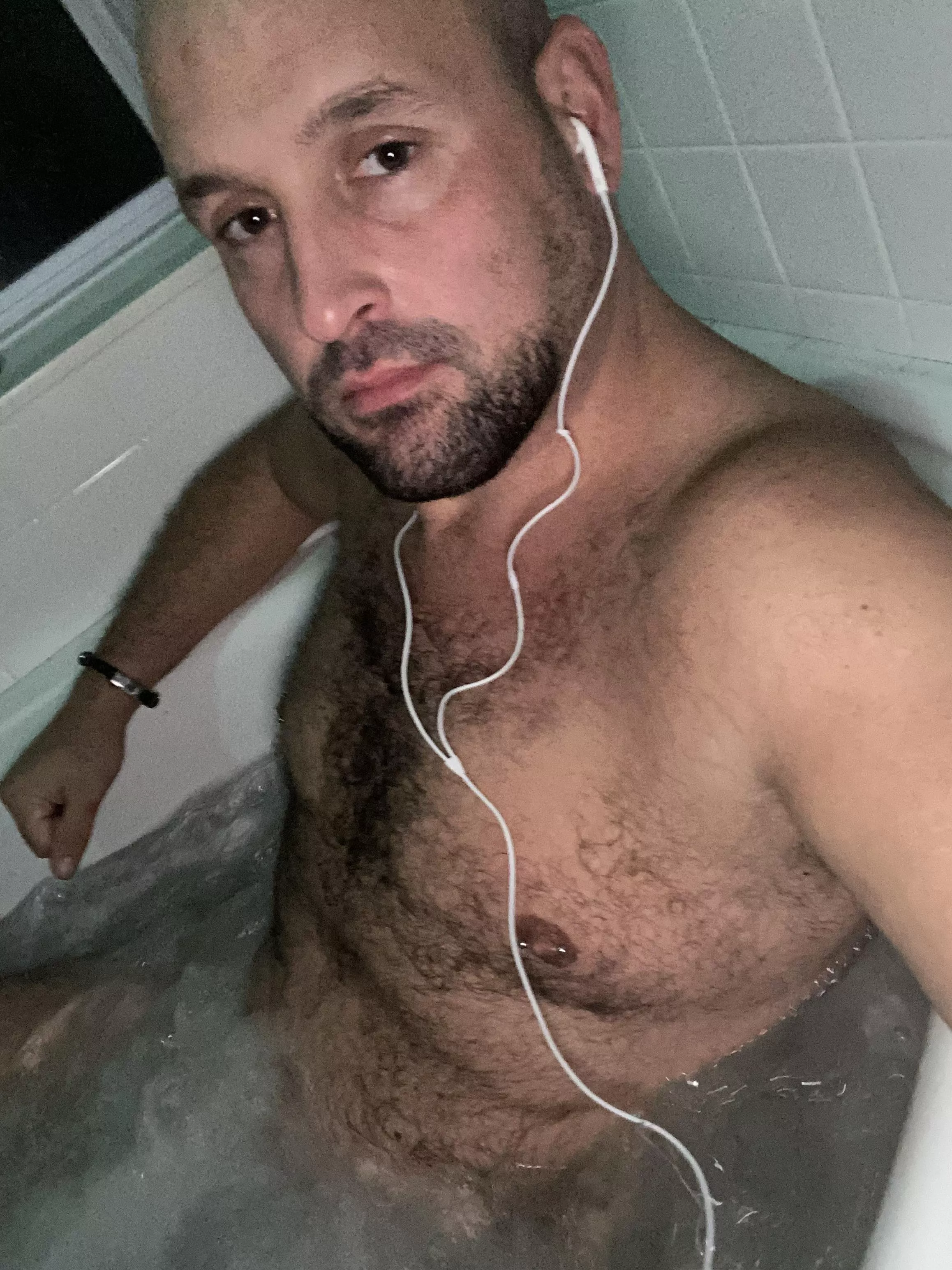 Bath time bear. Come join! Bath time bear. Come join!