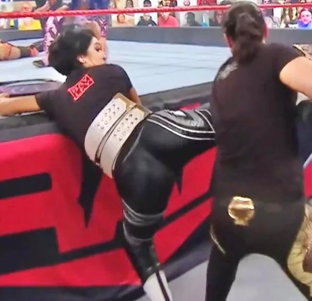 Bayleyπ₯΅π¦π¦π¦ Bayleyπ₯΅π¦π¦π¦