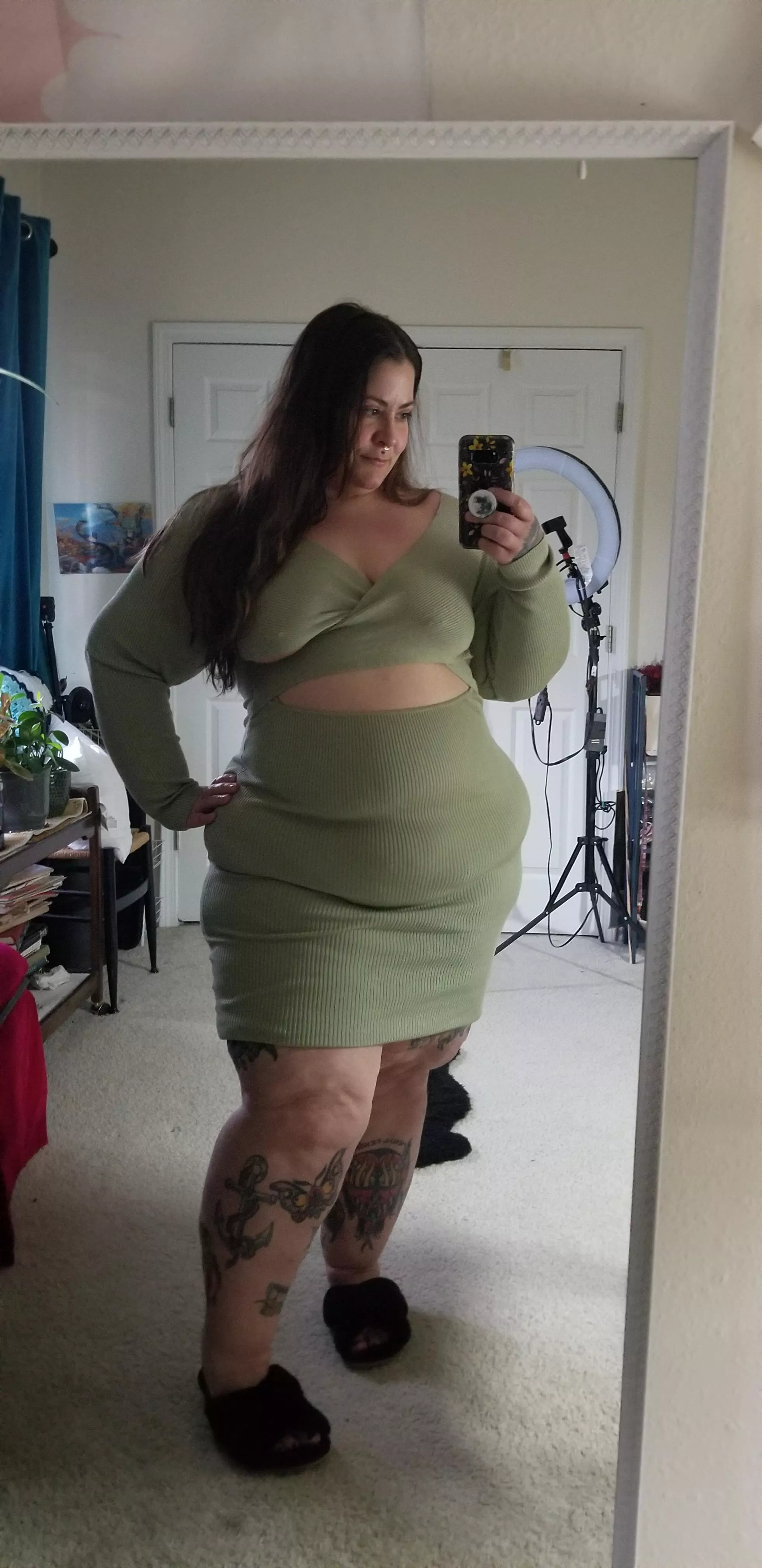 Be honest, would you take me to dinner in this dress?
