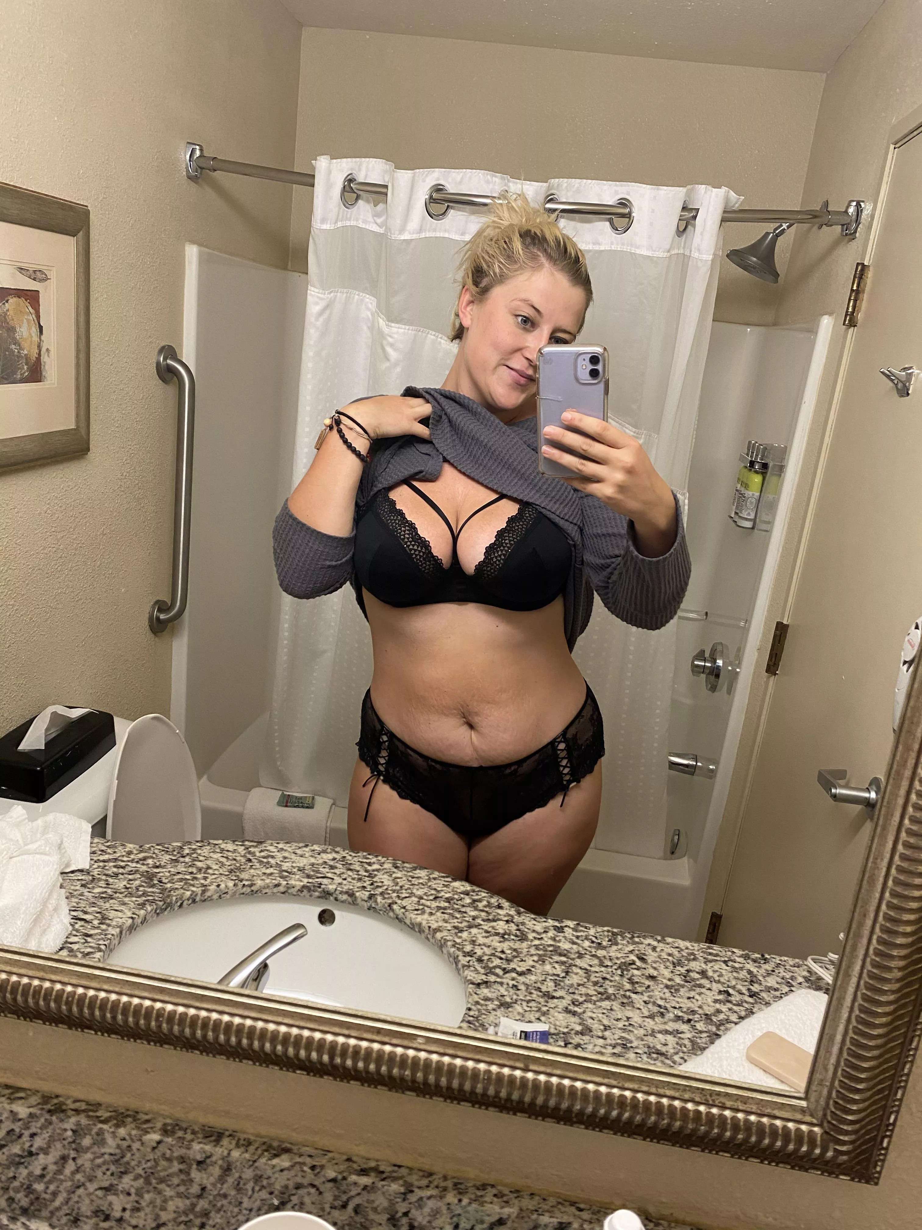 Be honest...is my mombod sexy as is or should I lose some weight Be honest...is my mombod sexy as is or should I lose some weight