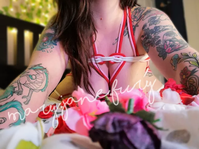 Be my valentine? 😘