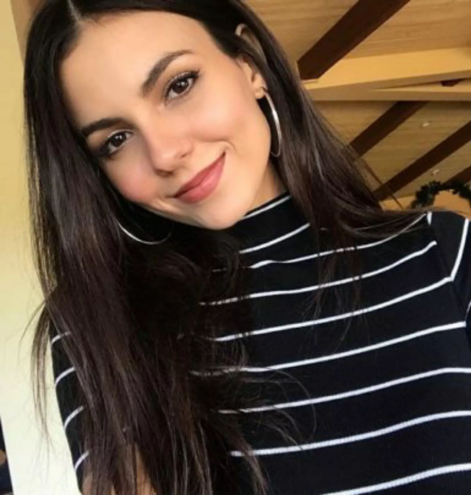 Be Victoria justice for me? :) Be Victoria justice for me? :)