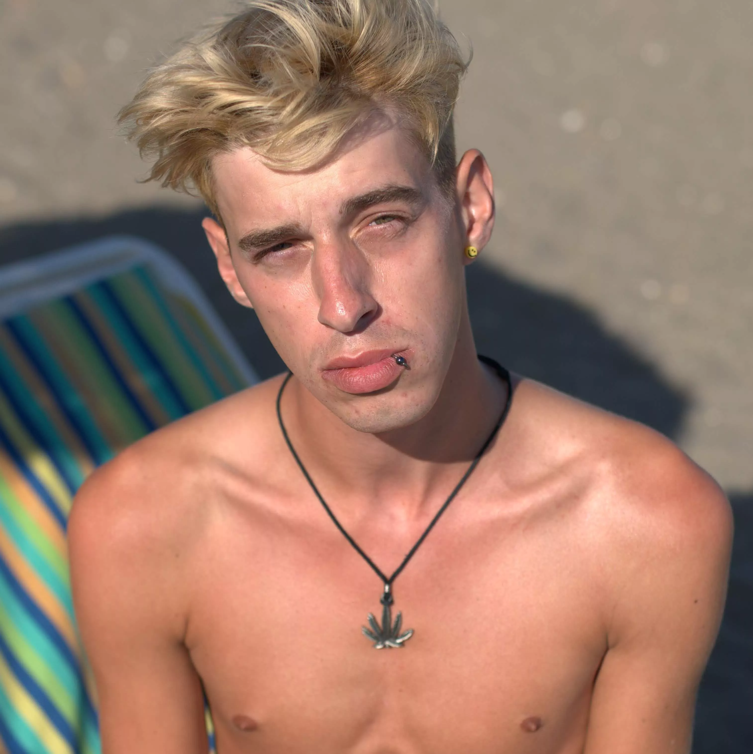 Beach boy attempt 😙