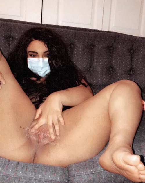 Beautiful 21 year old MILF here to satisfy you☺️ My OF is Permanently $5 Per month! Come check out all my amazing content. Link below👇🏽