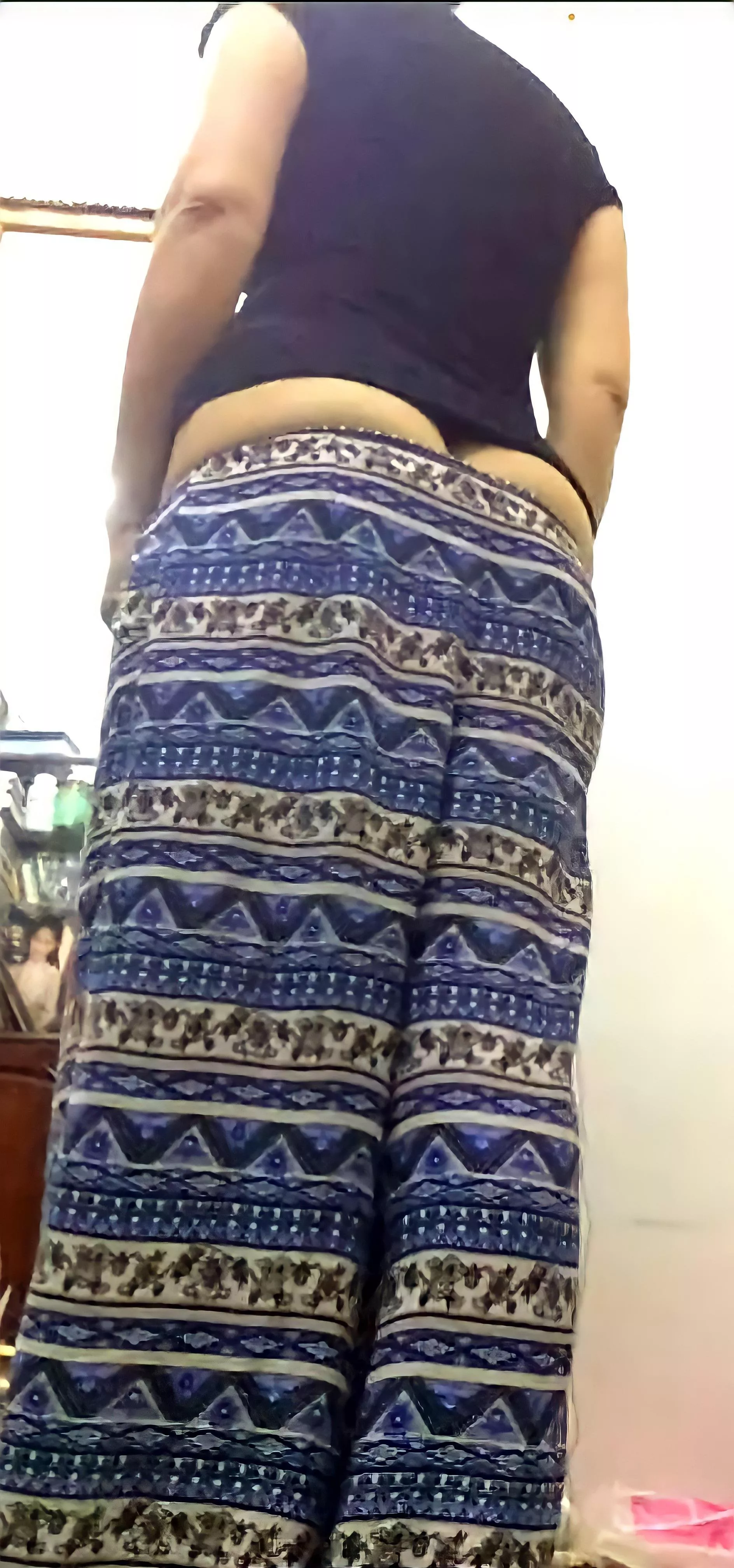 Beautiful 52 year old milfs pants are so low Beautiful 52 year old milfs pants are so low