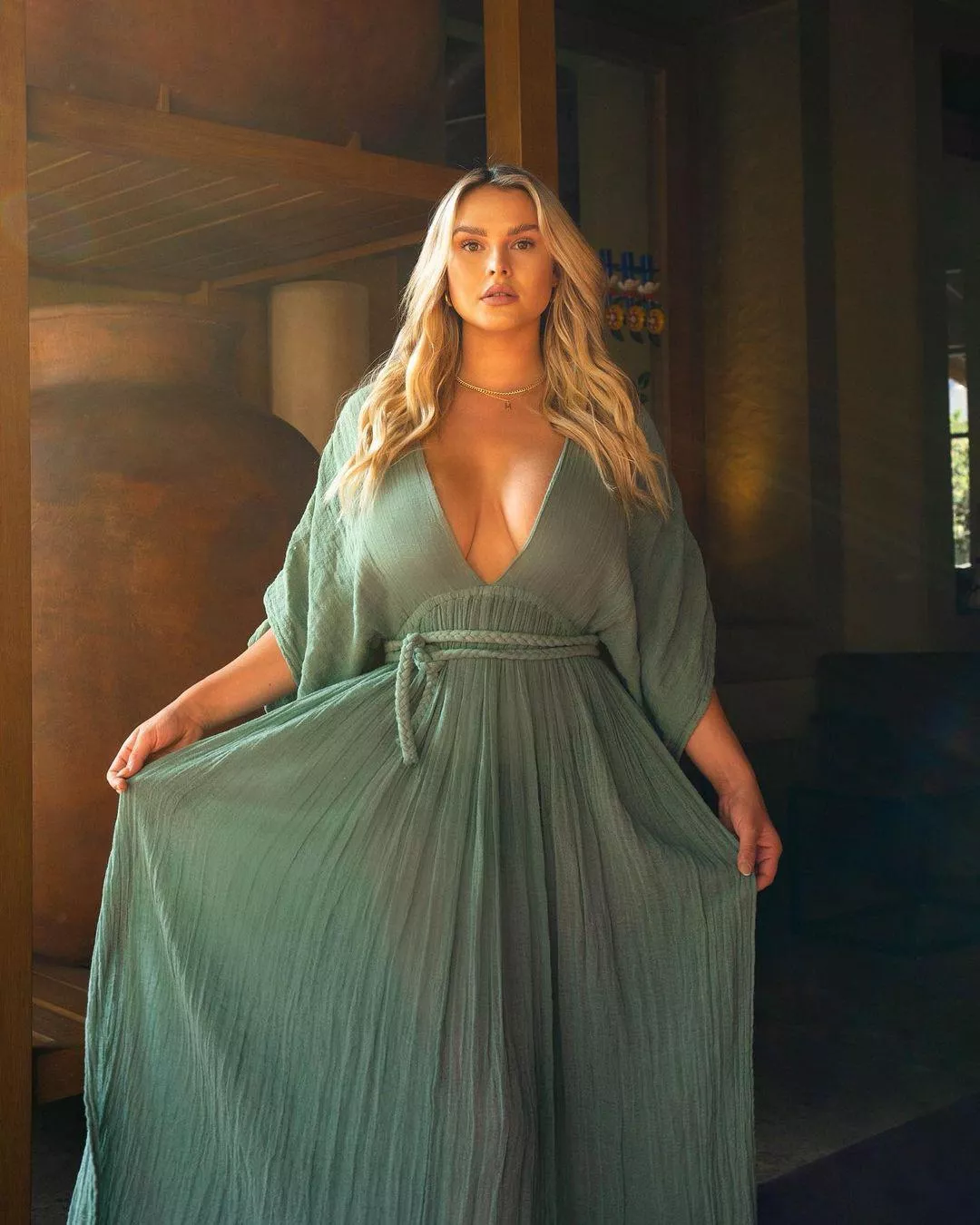 Beautiful blonde Kinsey Beautiful blonde Kinsey