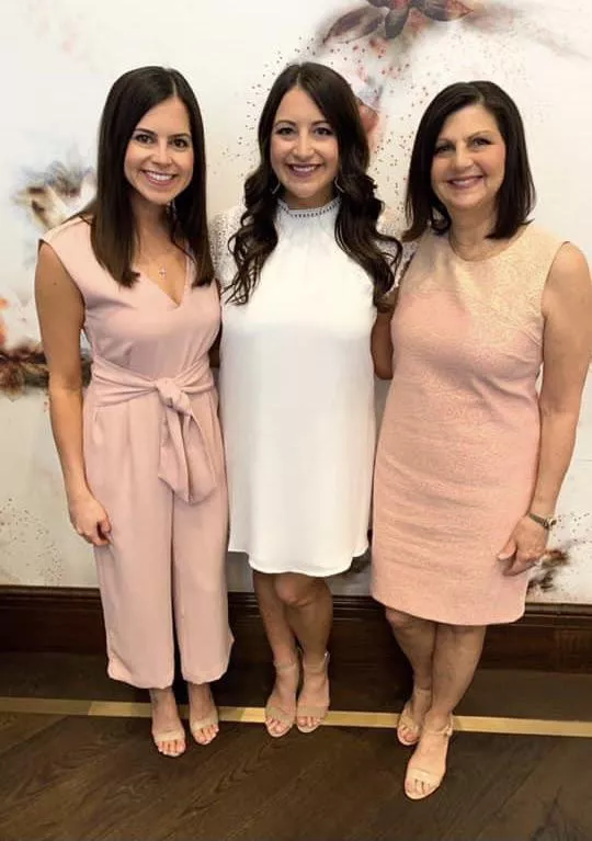 Beautiful Brunettes Beautiful Brunettes