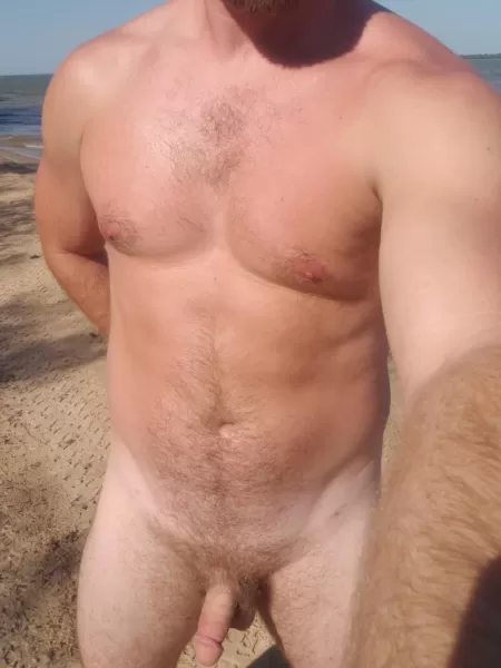 Beautiful day at the lake (m) Beautiful day at the lake (m)