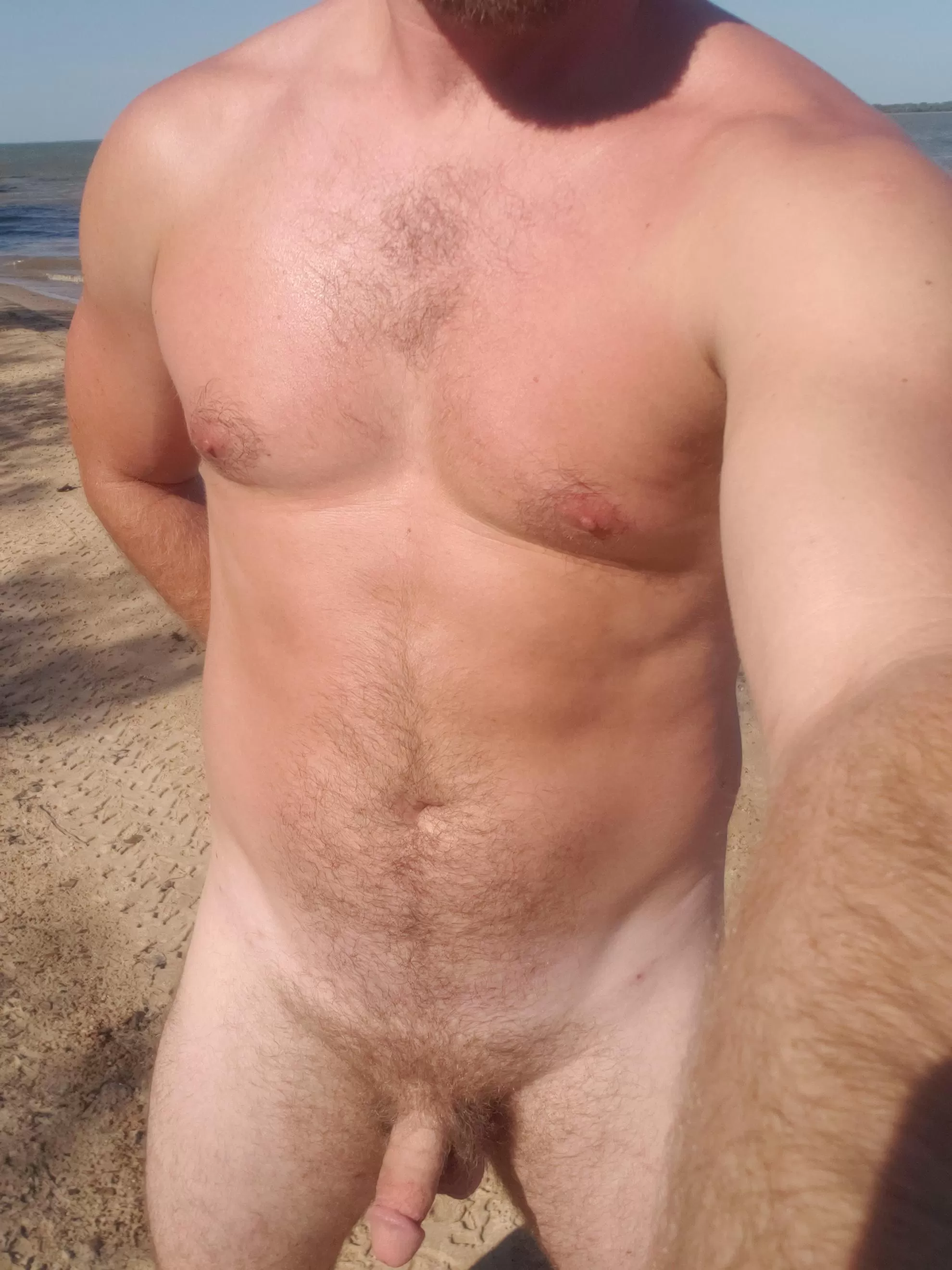 Beautiful day at the lake (m) Beautiful day at the lake (m)