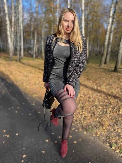 Beautiful lurex nylons with sexy lines on hips Beautiful lurex nylons with sexy lines on hips