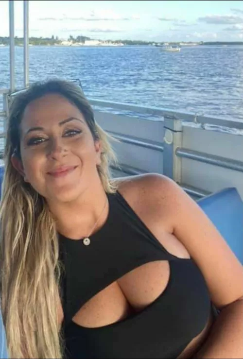 Beauty on a boat