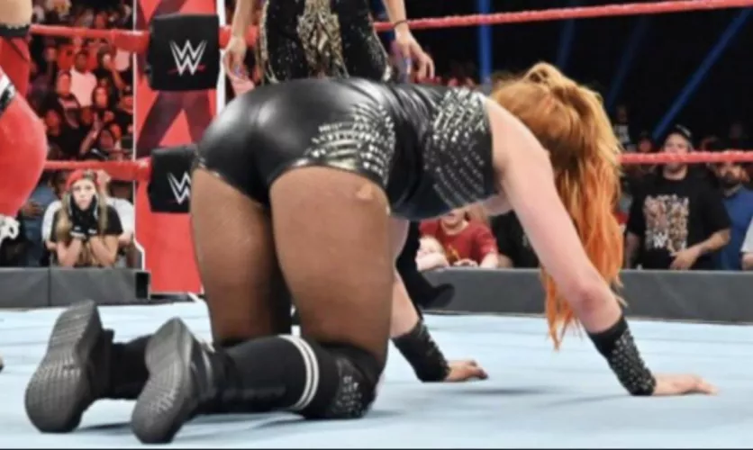 Becky Lynch on all fours π