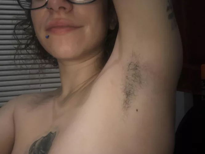 Been a bit, how’s my hair hungry subs doing 🙂