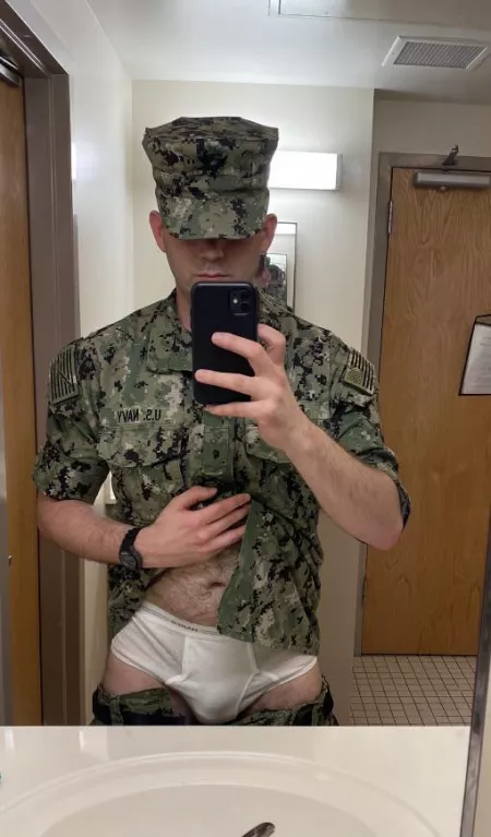 Been a while since I posted. Here’s some tighty whities.🤙🏻🇺🇸 Been a while since I posted. Here’s some tighty whities.🤙🏻🇺🇸