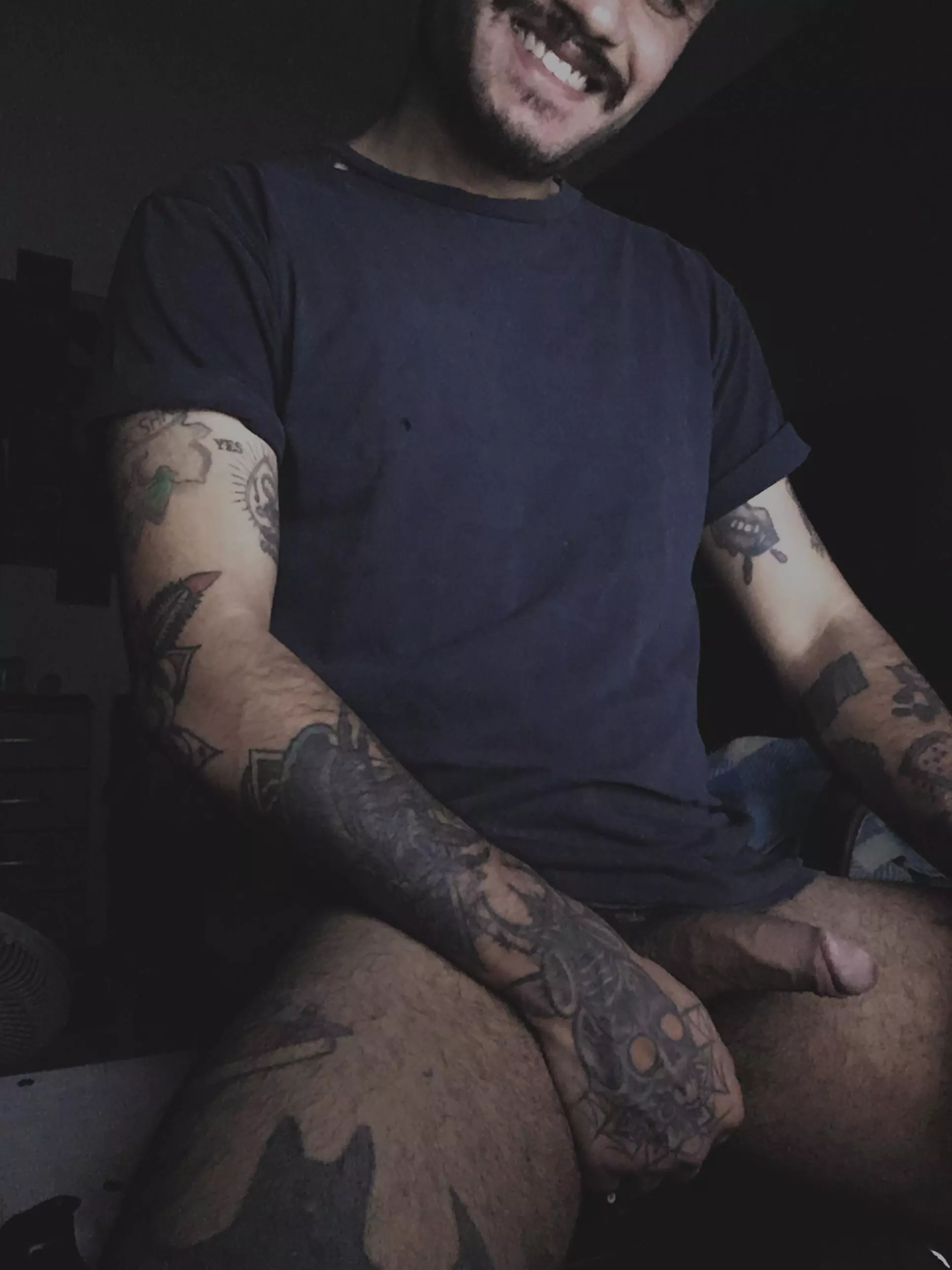 Been keeping my beard short for a while now, is it still good? š Been keeping my beard short for a while now, is it still good? š