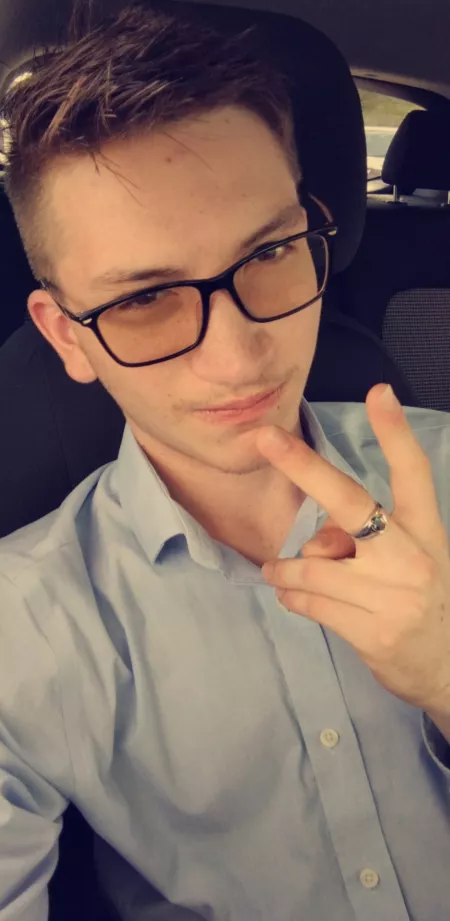 Been playing around with ARK:SE again. Anyone love dinosaurs? What games do you circle back to? Been playing around with ARK:SE again. Anyone love dinosaurs? What games do you circle back to?