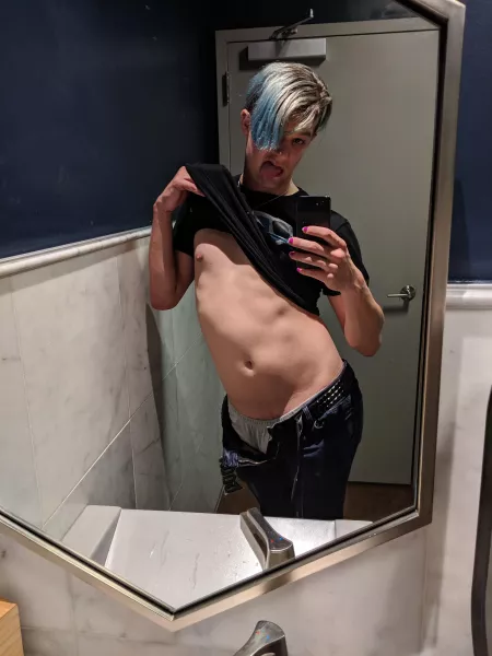 Been taking dirty pics for a friend have a public bathroom selfie Been taking dirty pics for a friend have a public bathroom selfie