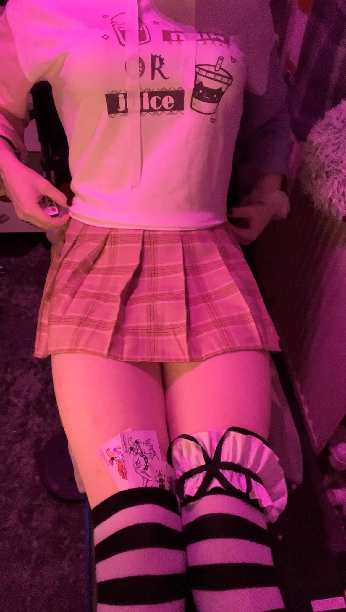 Been working hard to get my ideal femboy body… how i do?