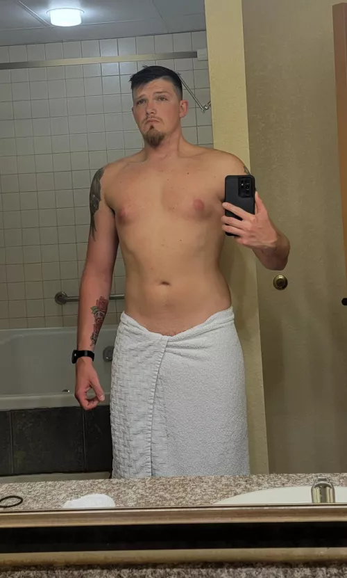 Been working hard to lose my dad bod. Getting there.