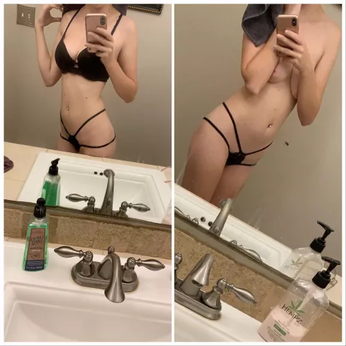 Before school selfie π€·πΌββοΈ too slutty?