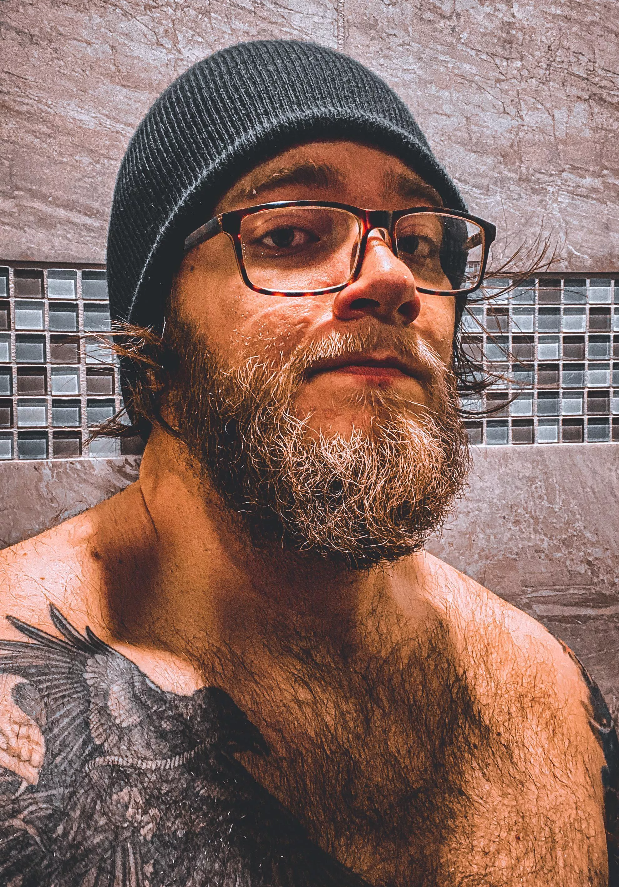 Before you ask, I took the beanie off before I showered 😂❤️