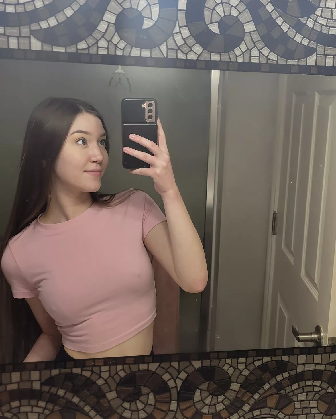 Believe it or not, I do have a bra on 😅 Believe it or not, I do have a bra on 😅