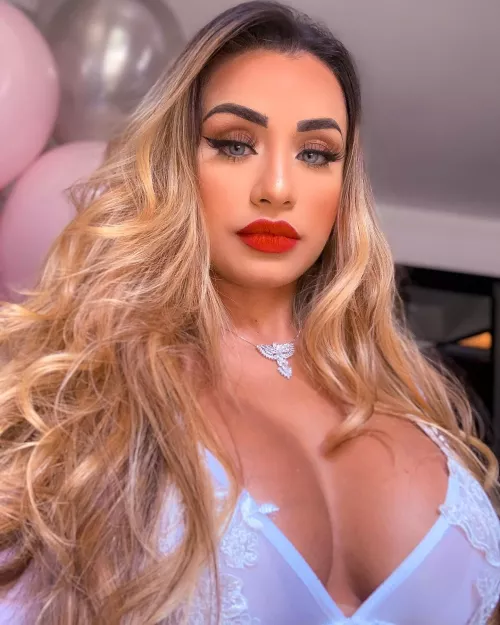 @bellaaraujois @bellaaraujois