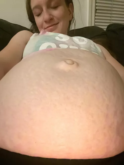 belly button has popped & so has everything else! I hope your enjoy ๐