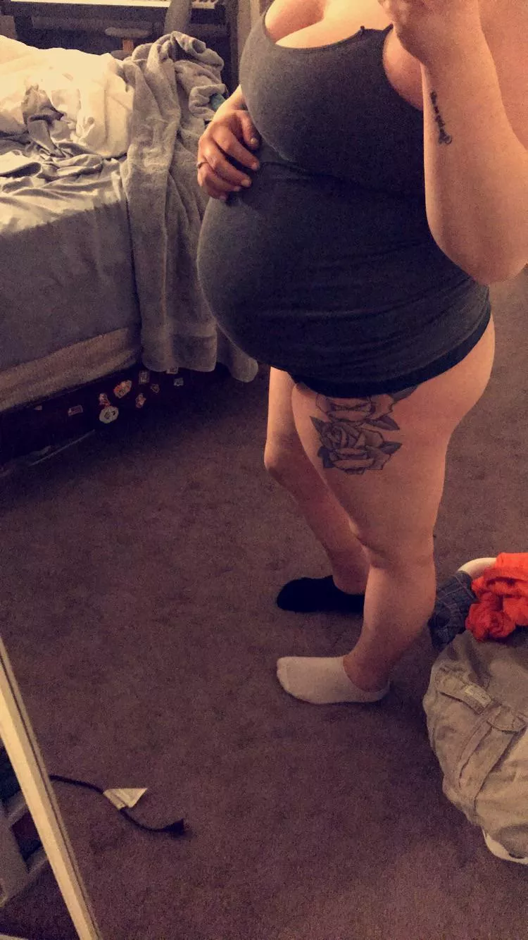 Belly poppin Belly poppin