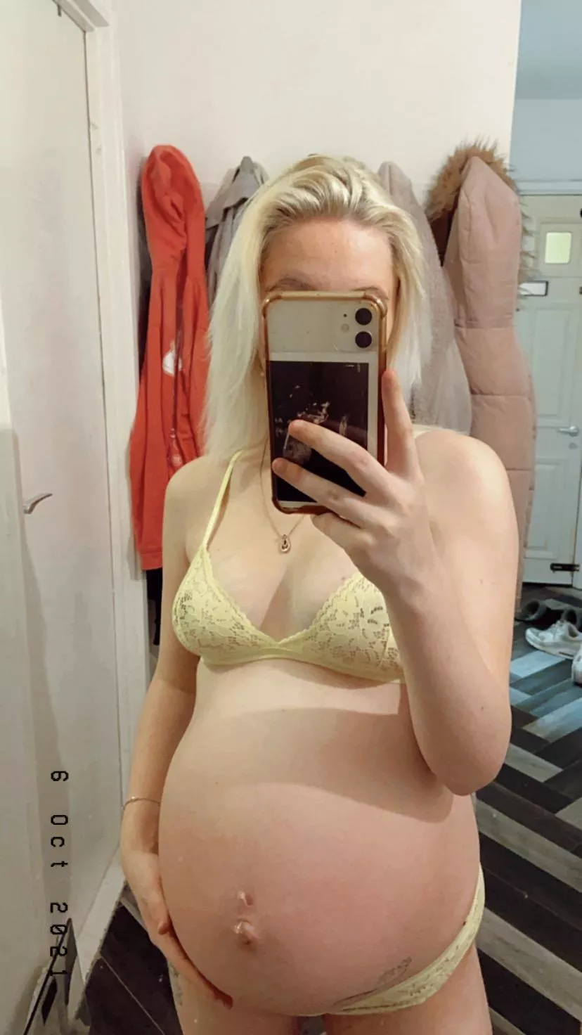 Belly so big๐ Belly so big๐