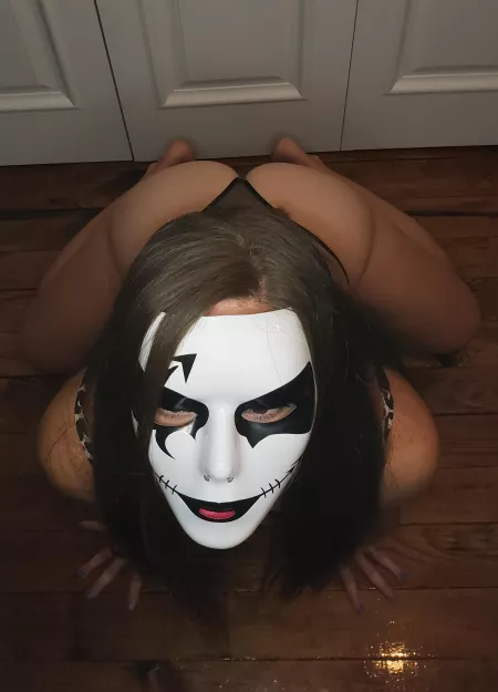 Bending over for you ๐ Bending over for you ๐