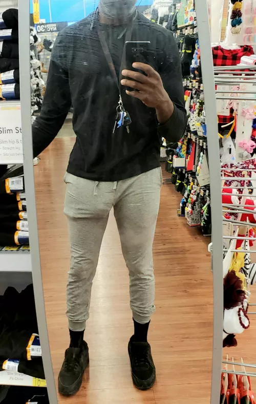 Best way to pick up women at wallmart Best way to pick up women at wallmart