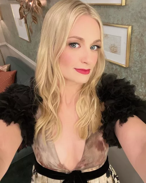 Beth Behrs Beth Behrs