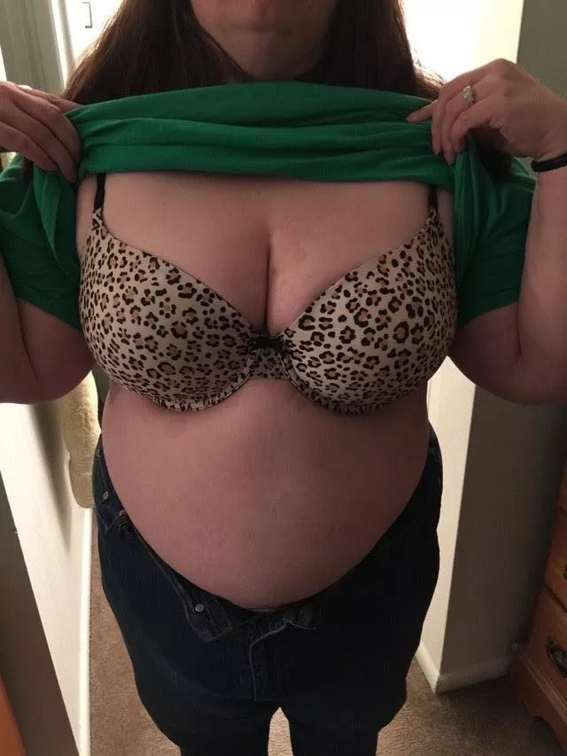 Big 38DD’S Big 38DD’S