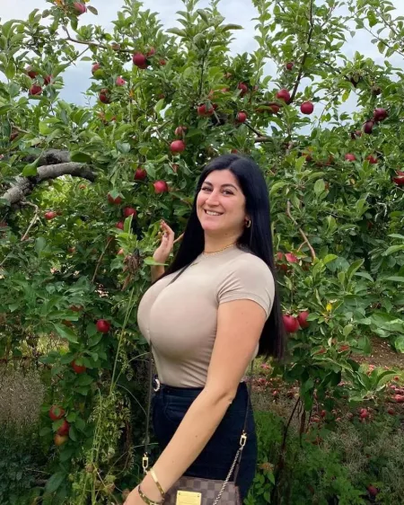 Big apples Big apples