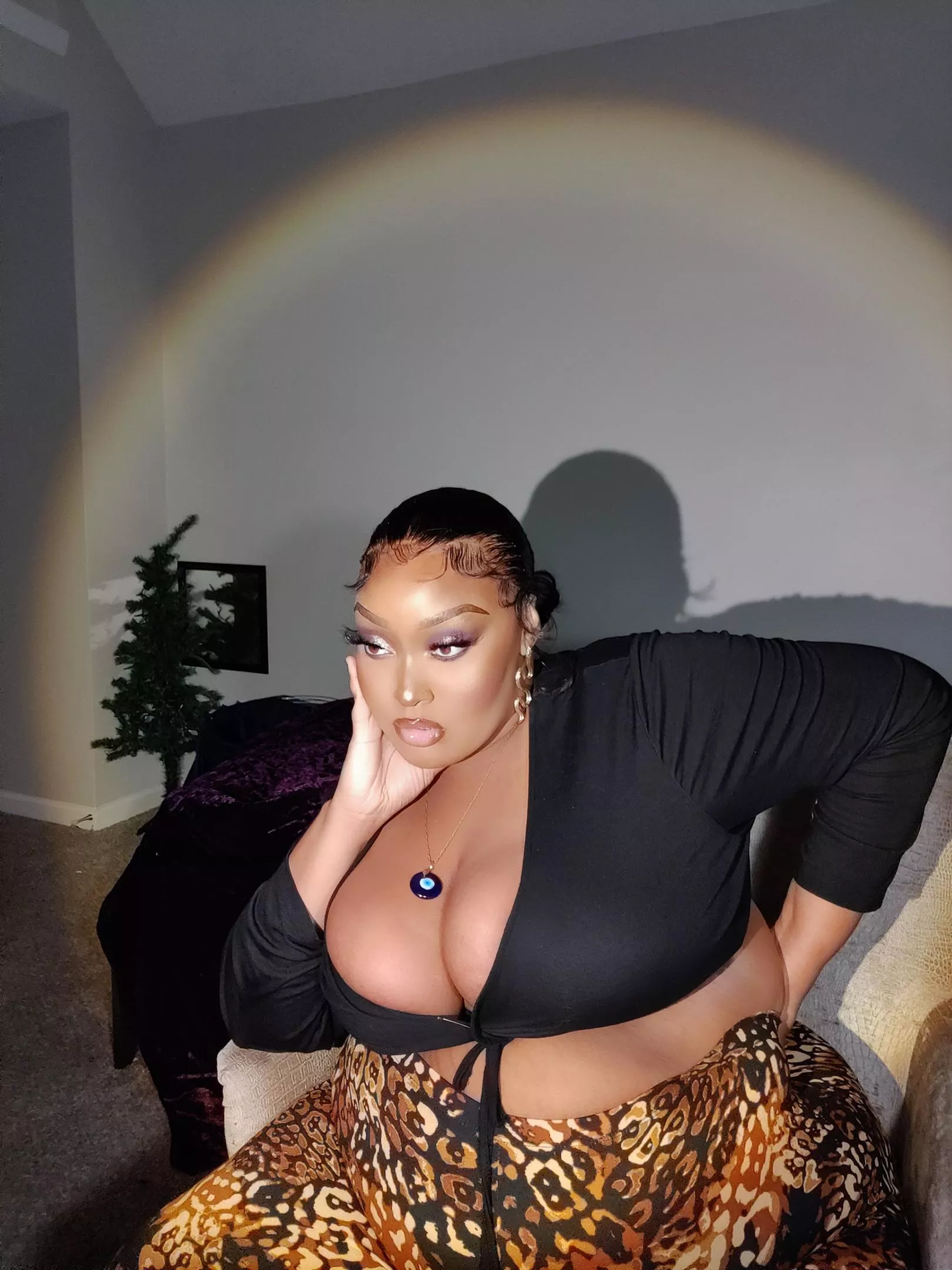 Big Bodied hottie. 🔥