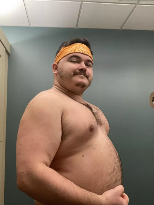 Big boy season is upon us, and I am primed and ready for cuddles. Whoβs in?