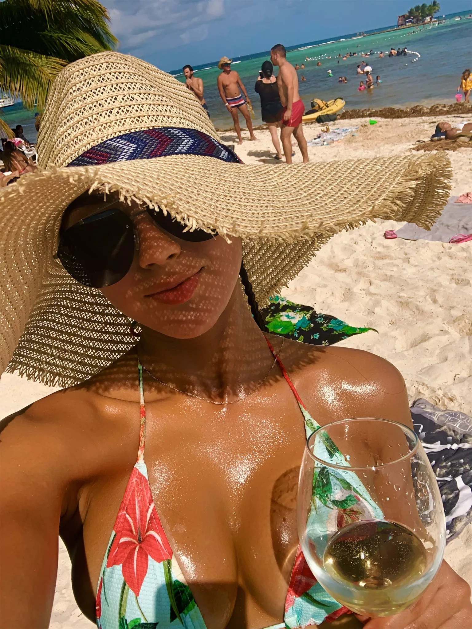 Big hat Big hat